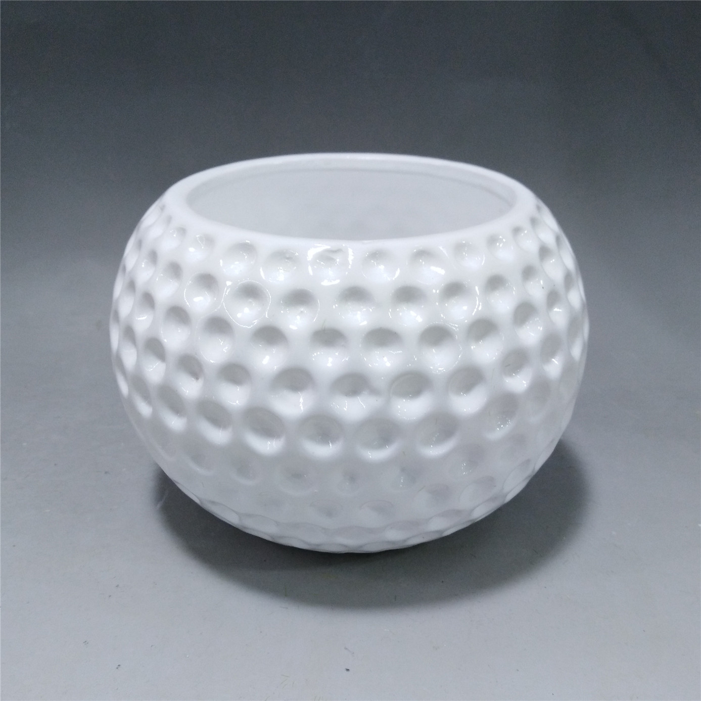 White ceramic  pot  Golf ball shape flower pot custom unique Home Office   Decoration Flower vase