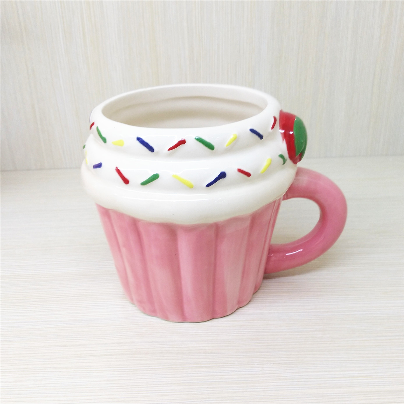 Funny Design Coffee Cup Ice cream Shaped Cute Ceramic Mug Customization