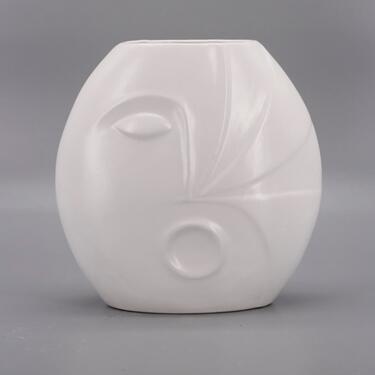 Ceramic abstract emoji flower vase,figure emoji design flower vases