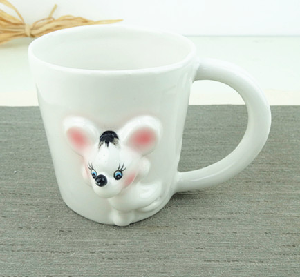 Ceramic embossed mouse  mugs ,cartoon twelve animal  mug