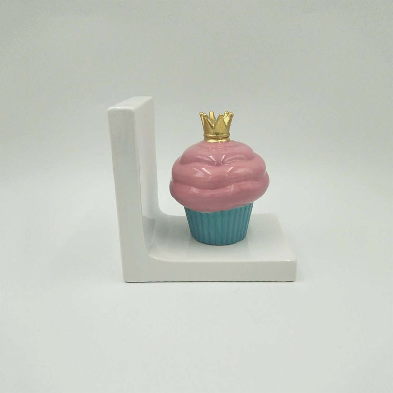 Set Of Ceramic cupcake Floral Ditsy Polka Dot Bookends Shelf Decor