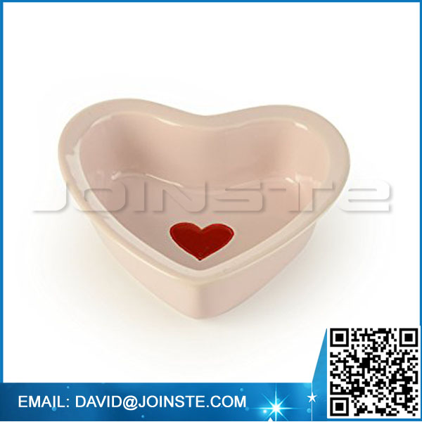 Pet Lover Heart-Shaped Dog Bowl, Medium Size, Ceramic Made