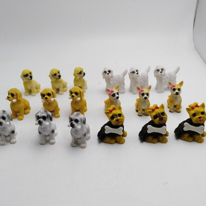 mini size 3.5 cm tall dog figurine cute resin animal figurines promotional