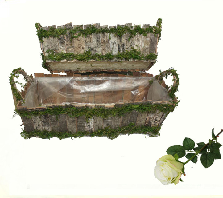 Natural birch garden basekt with plastic lining