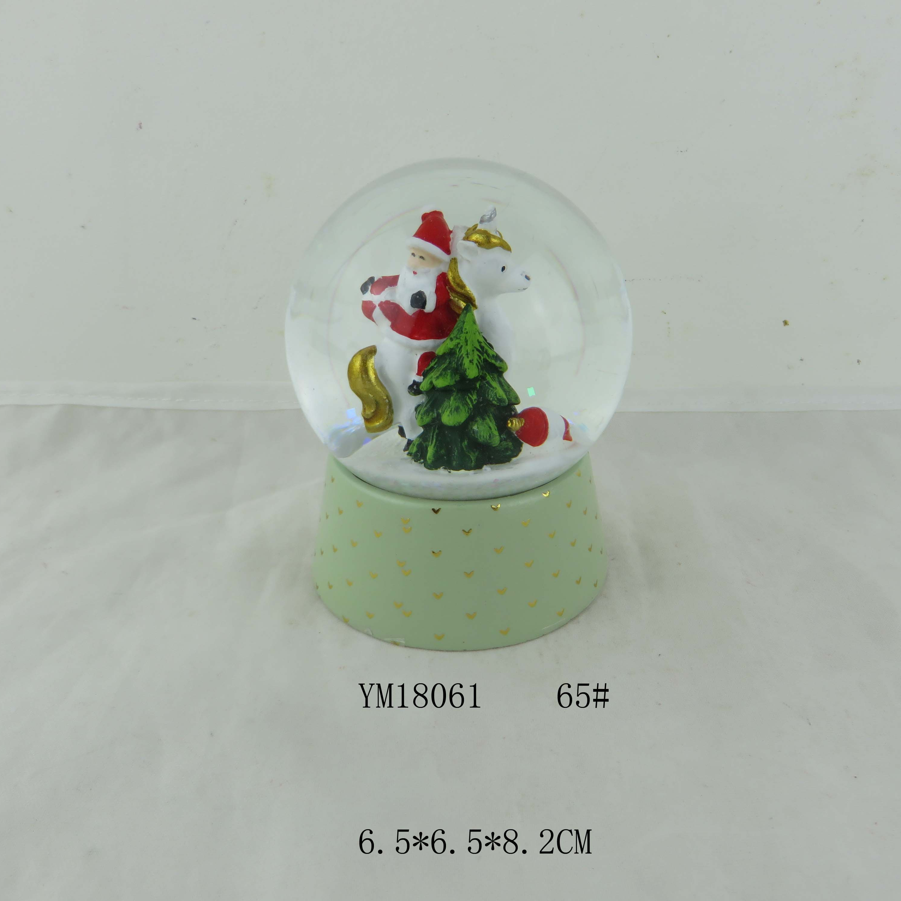 Souvenir Custom Polyresin Resin snow water globe for Merry Christmas