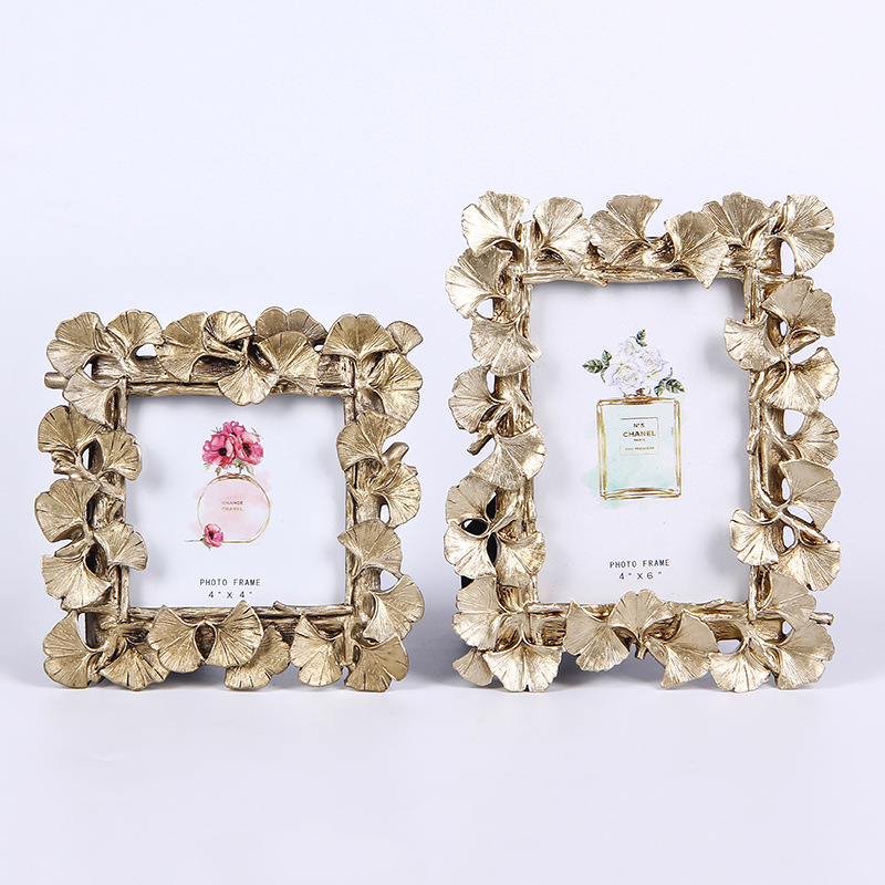 Ginkgo leaves photo frames with resin material for sale M e t alShape