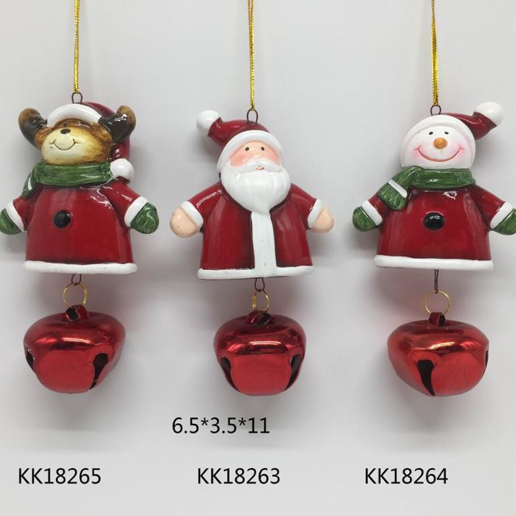 2018 China manufacturer personalized red clay crafts for christmas hanging ornaments with bell