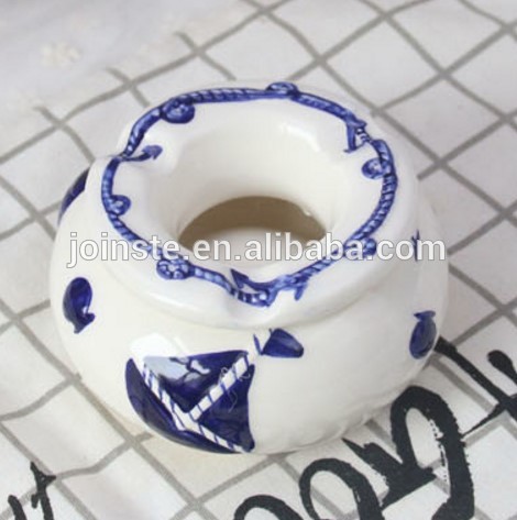 Custom blue painting round ceramic ashtray