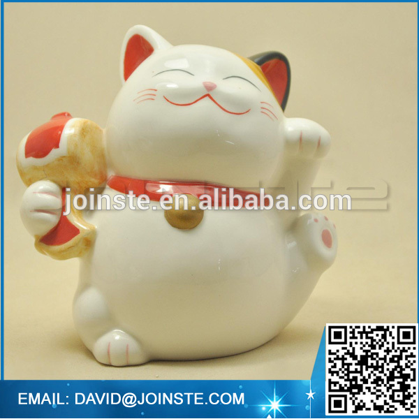 Ceramic lucky cat coin bank