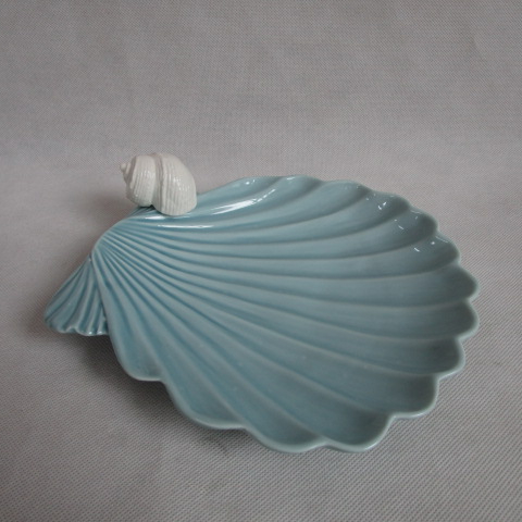 Hand Painted Ceramic Seashell Clam Plates, Assorted Colors, Set of 3