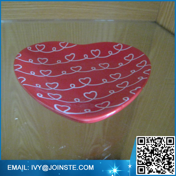 wholesale cheap Valentine heart plates ceramic dinner plates dishes set