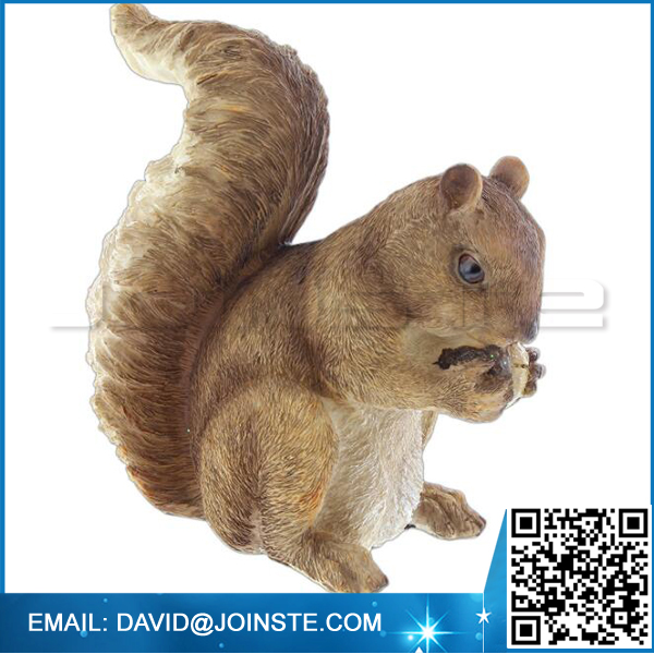 Resin Woodland Animal Figurine Squirrel Figurine