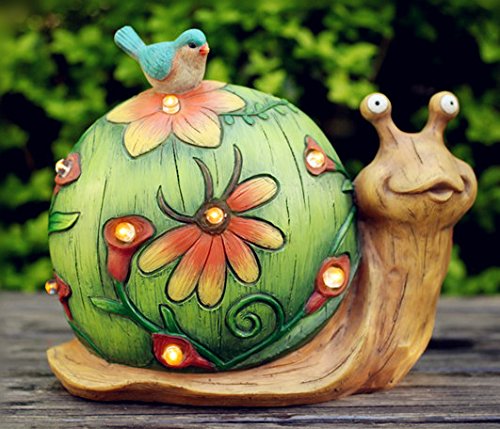 Garden Statues Solar Lights Snail Garden Decor with LED Lights, Resin