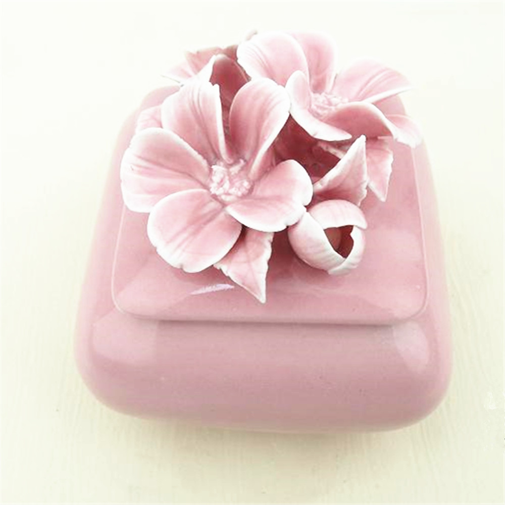 Custom pink ceramic jewellery box jewellery trinket box  with topper flower lid