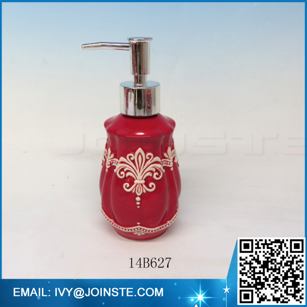 wholesale Customized ceramic soap dispenser set for Christmas