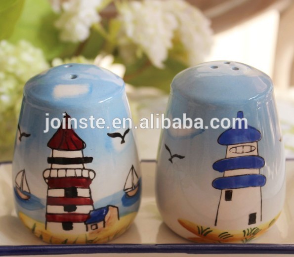 Hand made painting traveling ceramic salt and pepper shaker