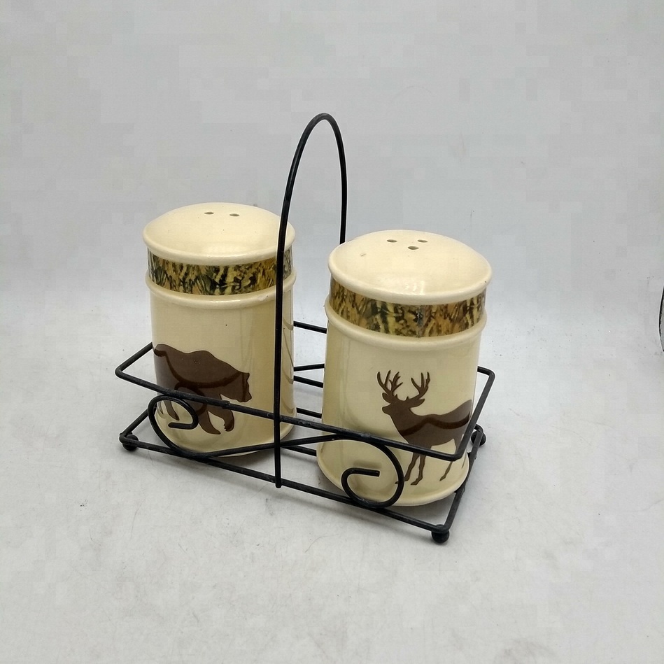 Custom Ceramic Castors,custom salt and pepper shakers,salt and pepper shakers with holder