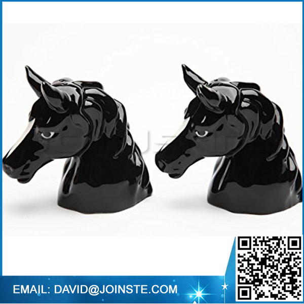 Ceramic Horse Salt and Pepper Set, Black Colour