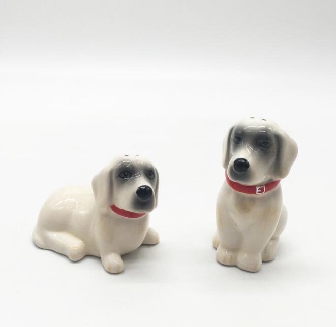 Ceramic dog Castors,custom salt and pepper shakers,doggy salt and pepper shakers