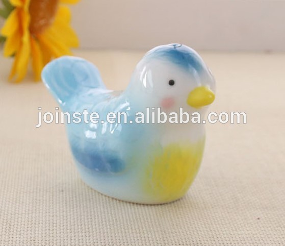 Customized hand made painting bird shape ceramic salt and pepper shaker