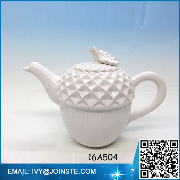 Custom porcelain tea pot ceramic christmas tea pot wholesale