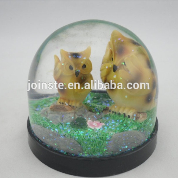 Custom cheap resin yellow fox snow globe water globe