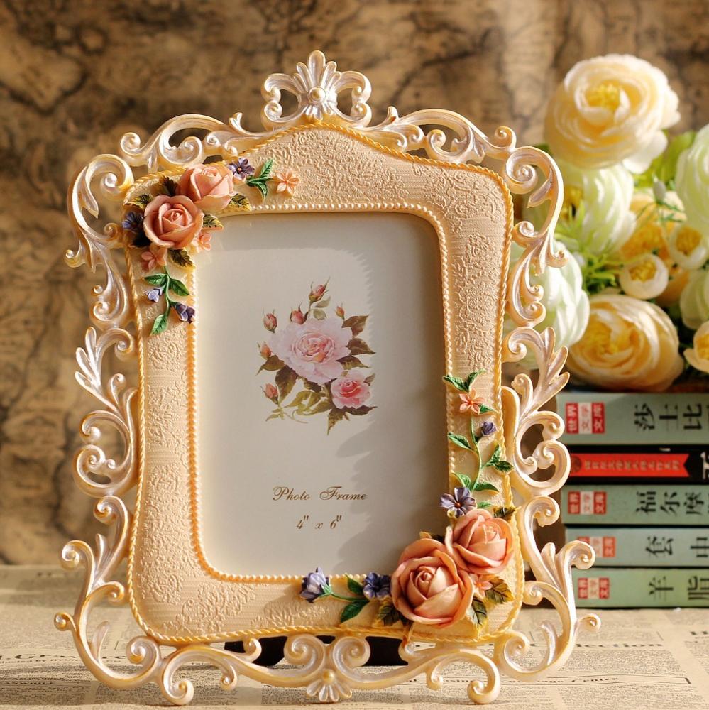 bedroom table elegant photo frames with resin material for sale
