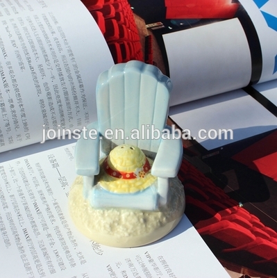 Customized beach chair mini disposable ceramic salt and pepper shaker