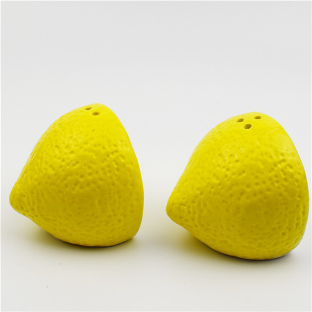 Ceramic fruit  shape  salt  and pepper shaker  custom lemon shape  salt  pepper spice bottle  set