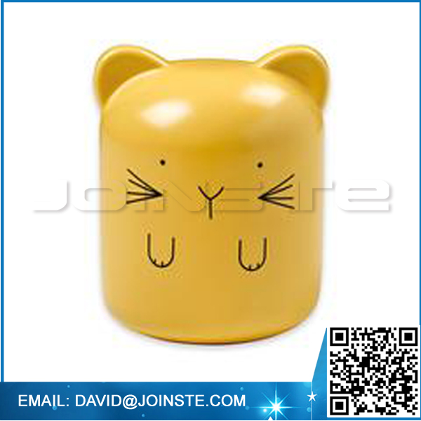 Ceramic lovely cat money box