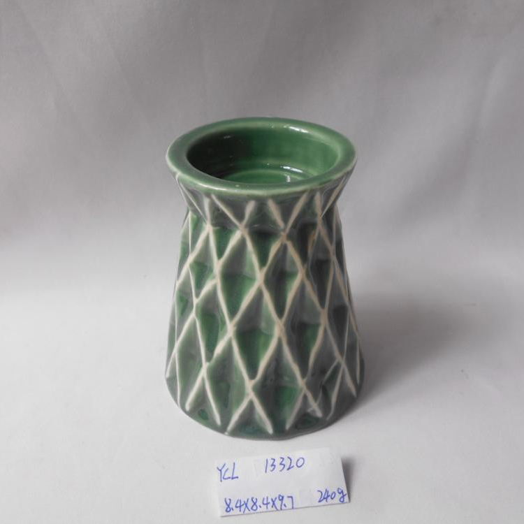 Custom cheap green different shape candle holder candle stand scraping the glaze effect