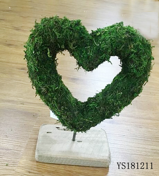 Moss heart wreath with wood base