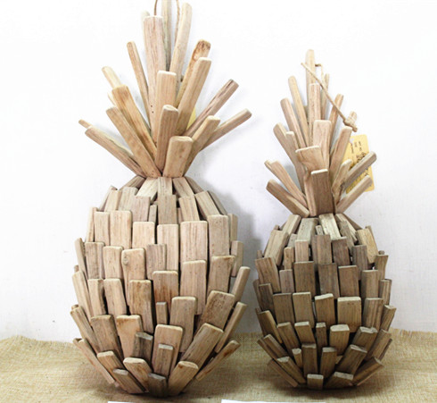 Wooden fruit pineapple decorations ,driftwood fruit home craft