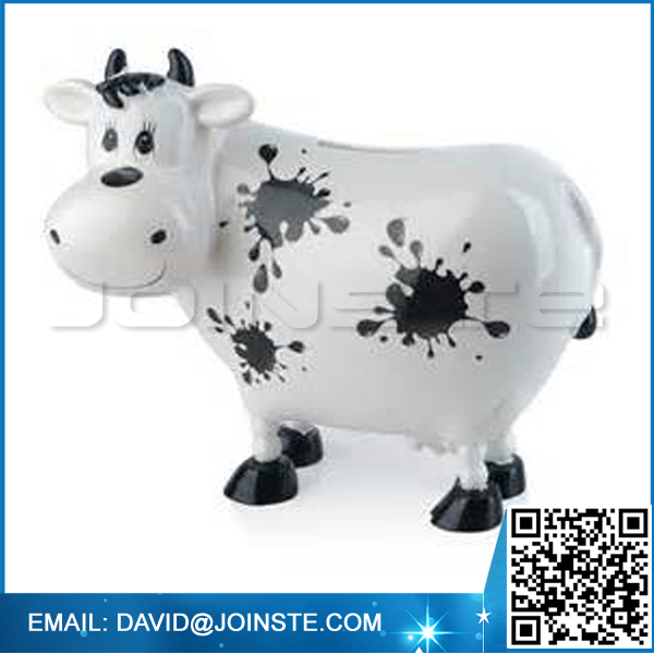 Ceramic cow money saving box