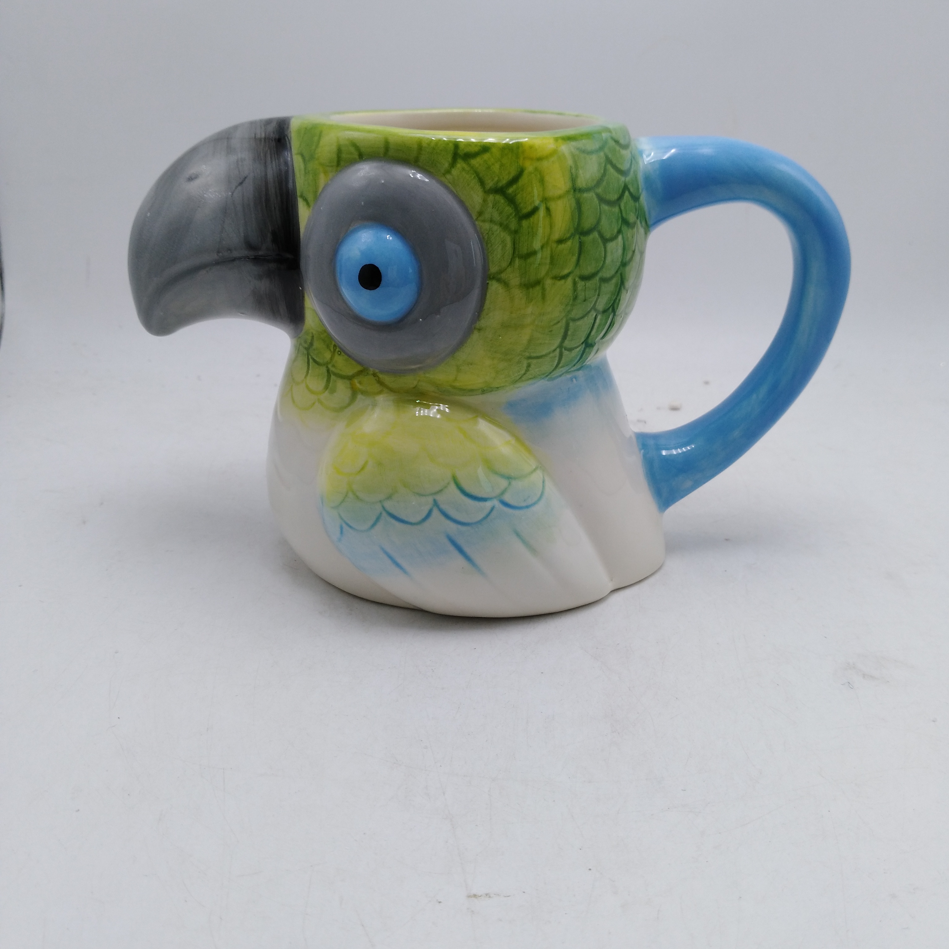 Parrot 3D Ceramic Mug – Green, Custom bird mugs Woodpecker