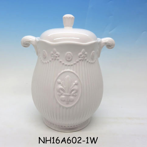 Novelty ceramic storage  jars white hand made  food storage jar cookie jars with ceramic lids