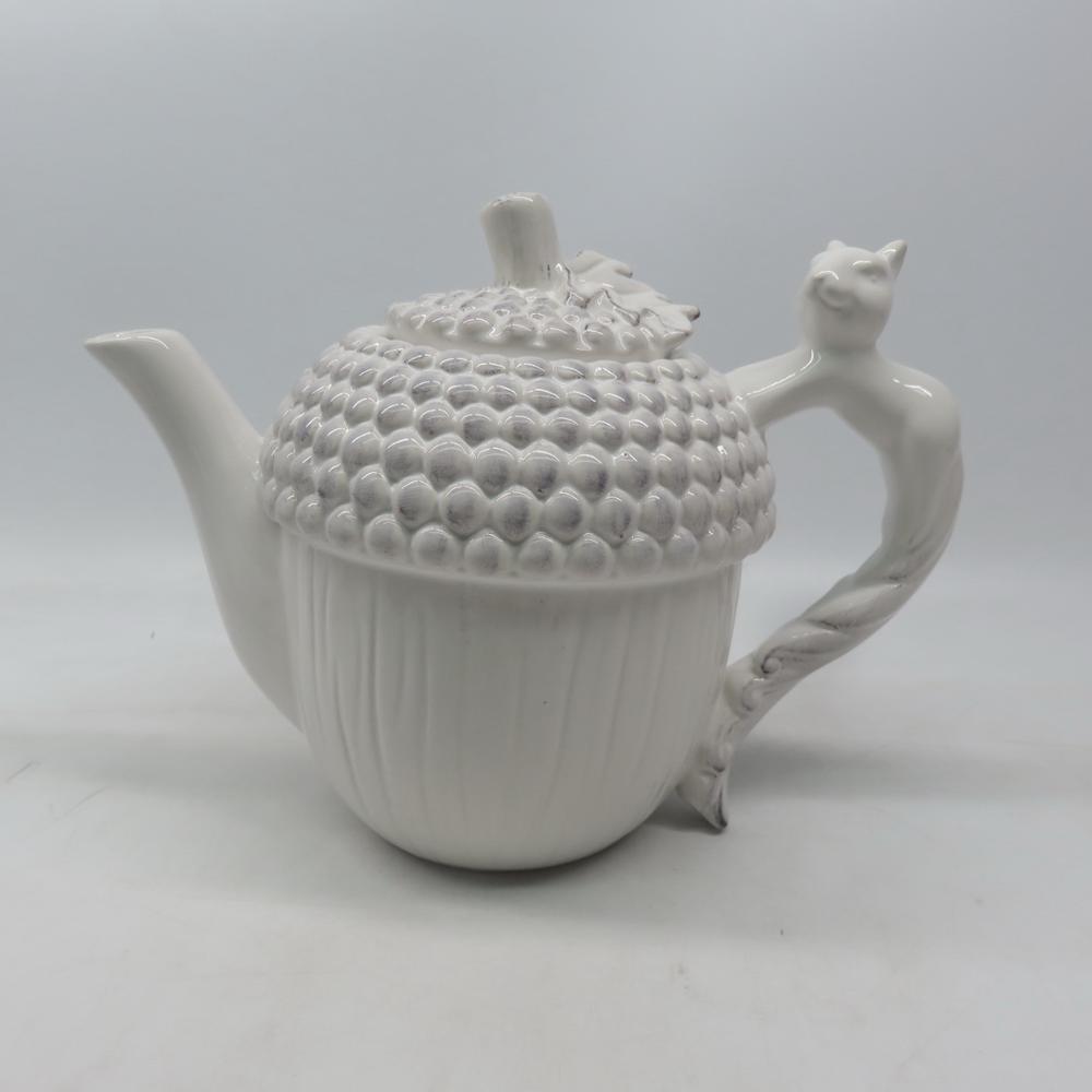 Ceramic animal teapot,squirrel shaped ceramic pot,custom coffee pot