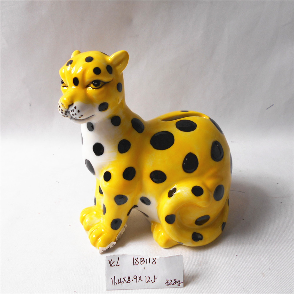 Ceramic 3D leopard shaped  piggy bank custom animal shape money piggy bank
