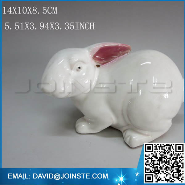 Ceramic easter decoration rabbit figurines