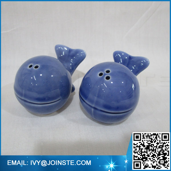 marine theme ceramic crafts ,blue whale shaped salt pepper shakers cute design kitchen salt and pepper shakers