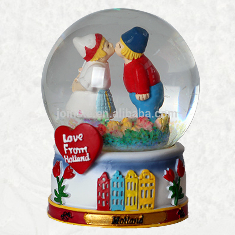 Forever in Love Couple Snow Globe Favor, Wedding snow globe
