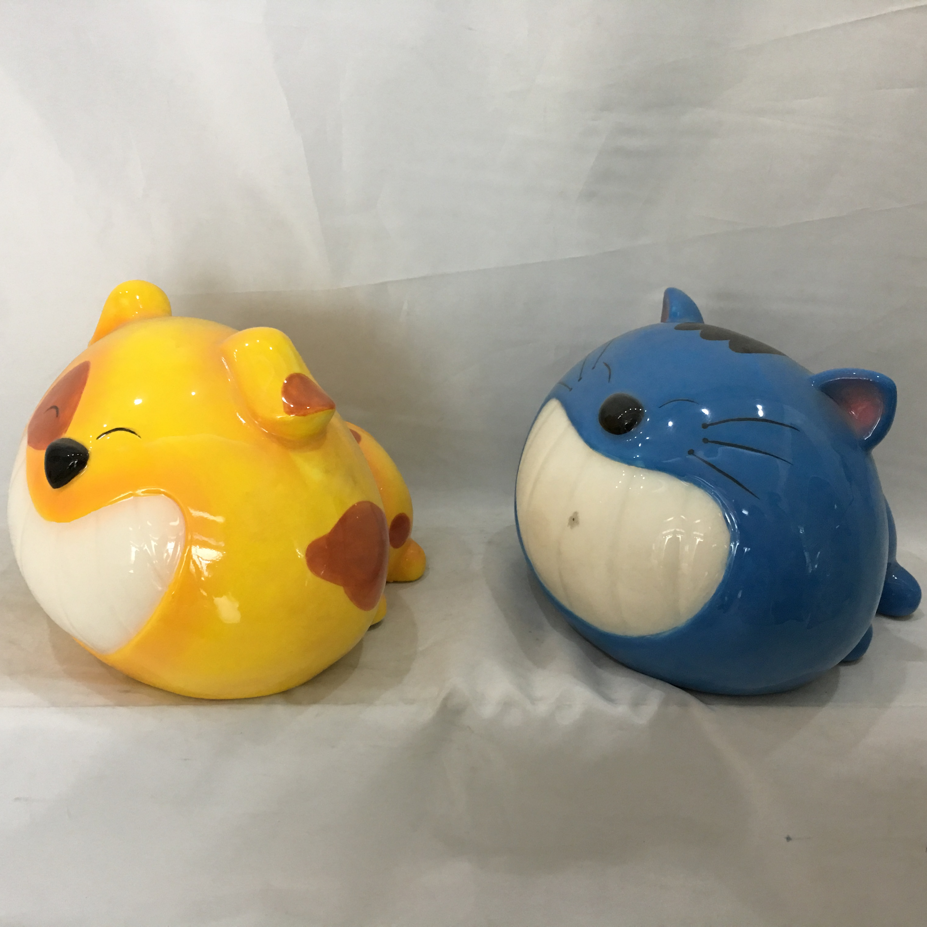 Customized animal shape ceramic coin bank cute cat money box