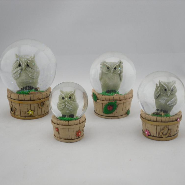 Polyresin personalized owl ornaments snow globe night owl snow globe