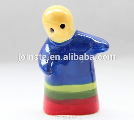 Customized disposable colorful painting little boy ceramic salt and pepper shaker