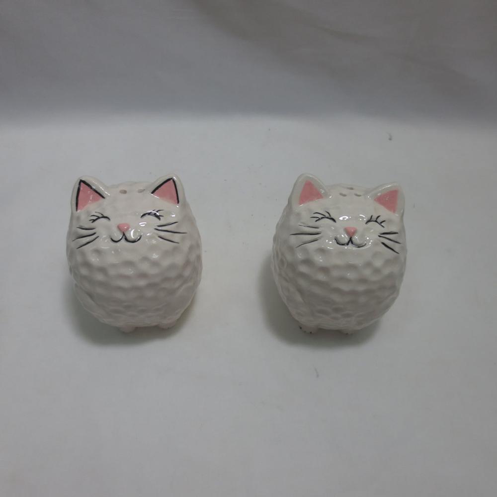 Ceramic Salt & Pepper Shaker Set – Black & White Cat Kitty S/P
