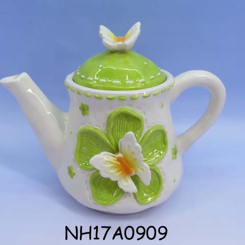 Personalize ceramic tea pot with flower shaped tea pot