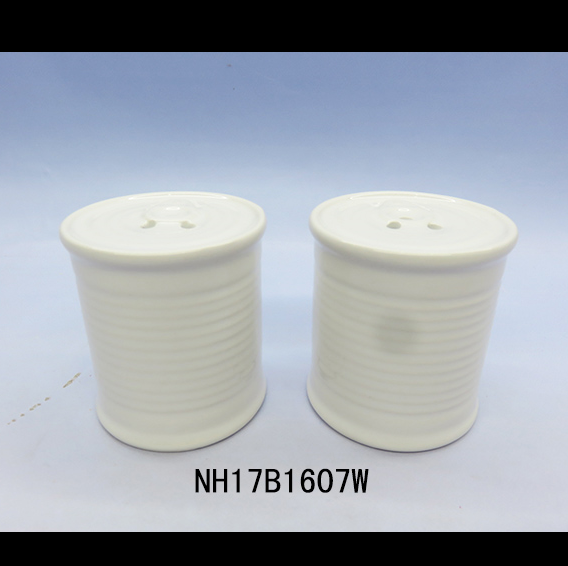 White cans shape ceramic cans salt and pepper