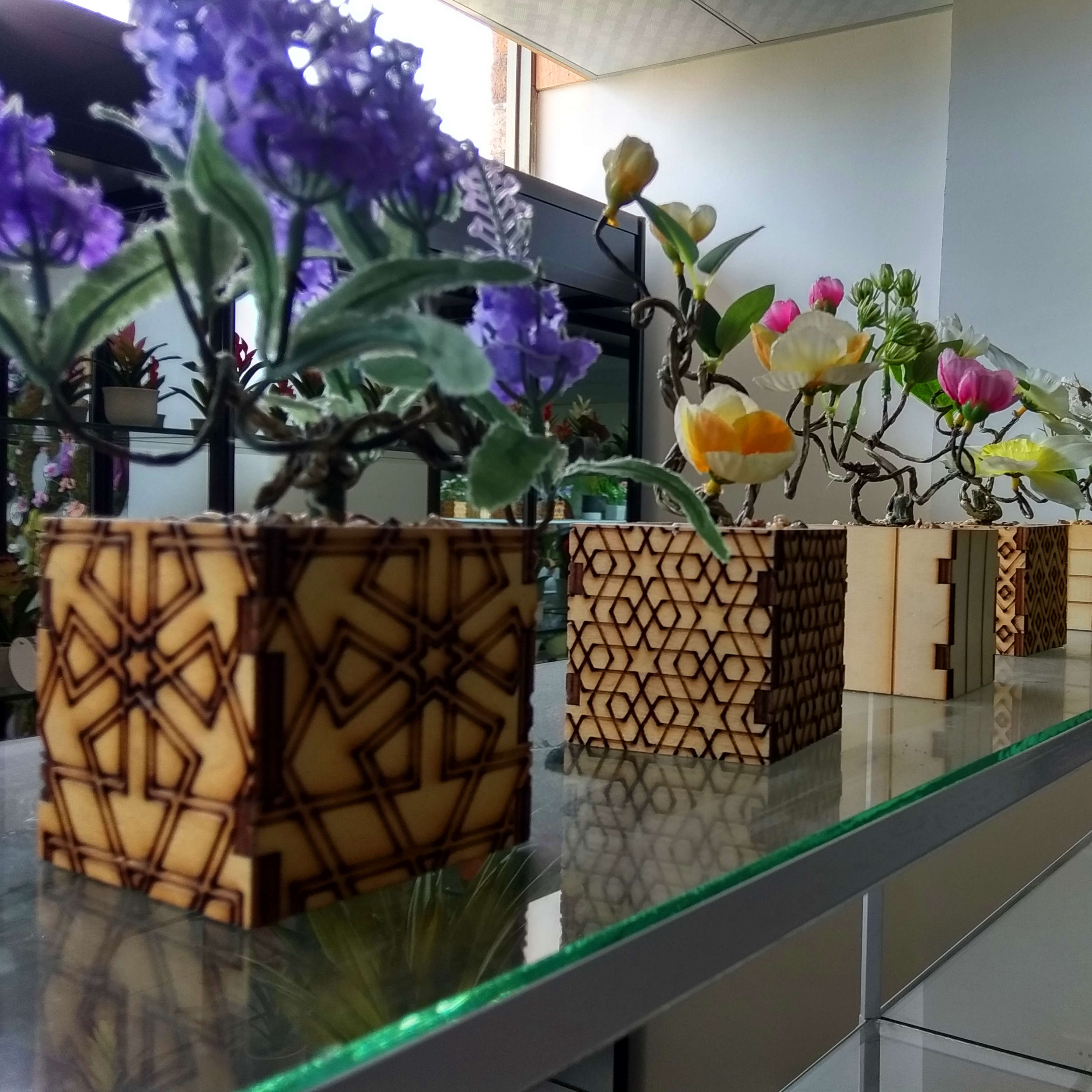 Polyresin wood grain effect flower pot home decoration