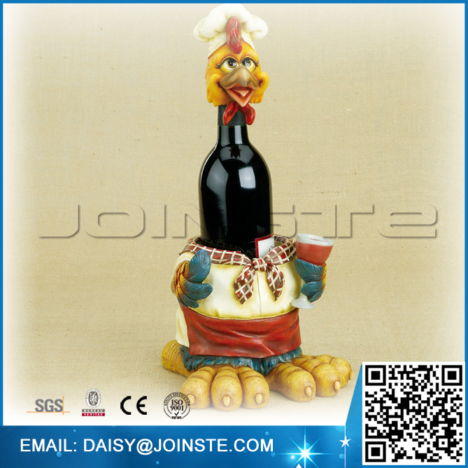 Humorous Polyresin Cartoon Rooster Cook Sculpture Grape Wine Bottle Rack