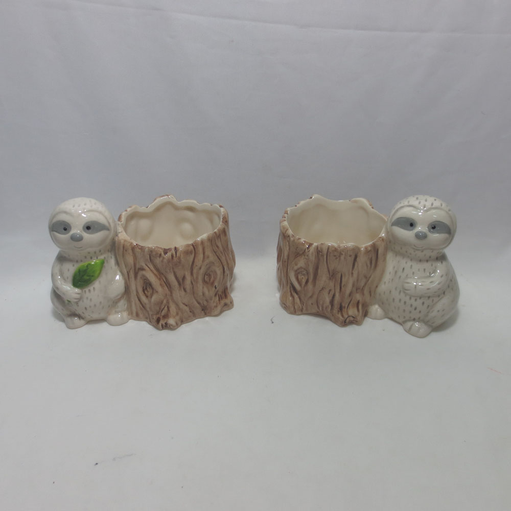 White animal porcelain candleholder, Cute sloth shaped decorative candlesticks